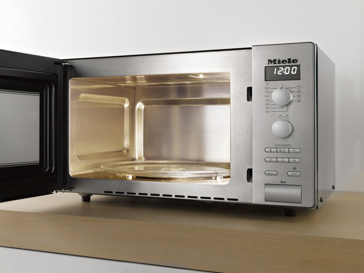 MIELE Mikrowellengerät M 6012
SC ED
