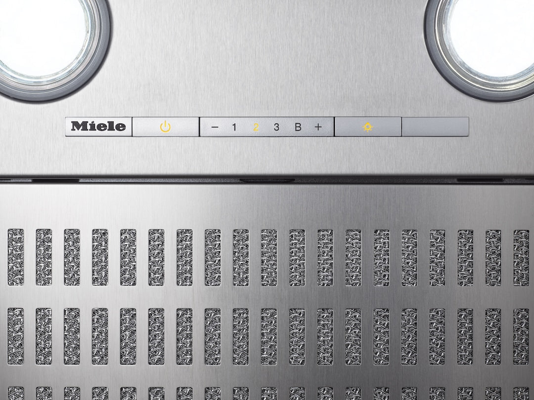 MIELE Dunstabzugshaube
DA 2390 ED CH