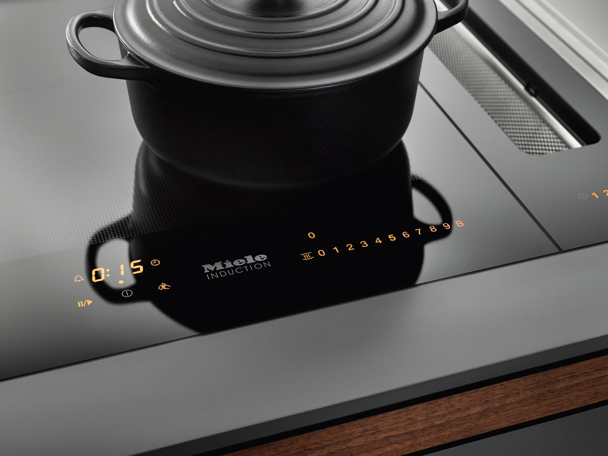 MIELE SmartLine
Table de cuisson à induction CS 7612 FL