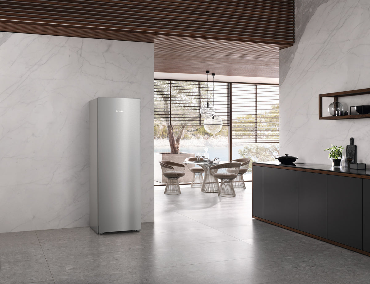MIELE Gefrierschrank FNS 4882
D edt / cs