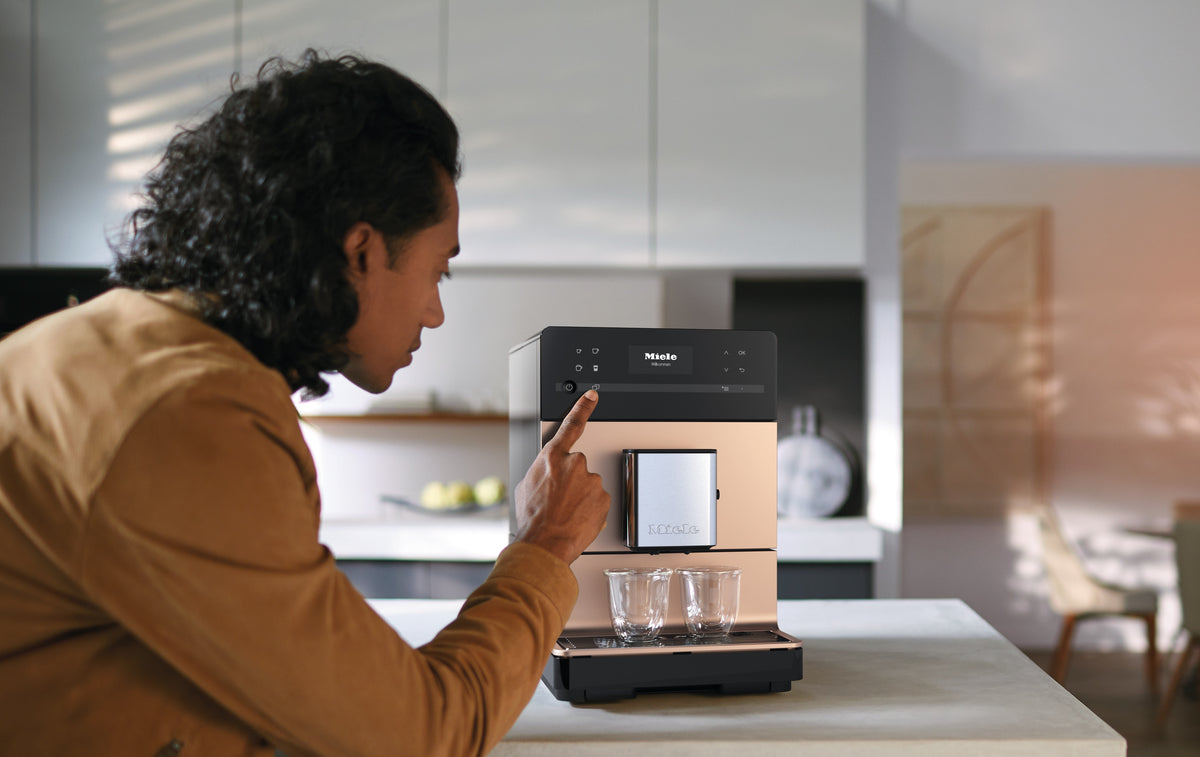 MIELE Stand-Kaffeevollautomat
CM 5510 CH ROGOPF