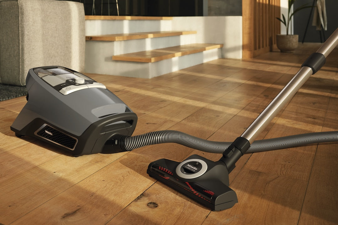 MIELE Aspirapolvere BlizzardCX1
C+D Pow
