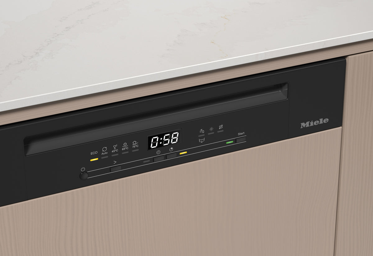 MIELE Dishwasher
G 25817-60 i SW XXL Active
Plus