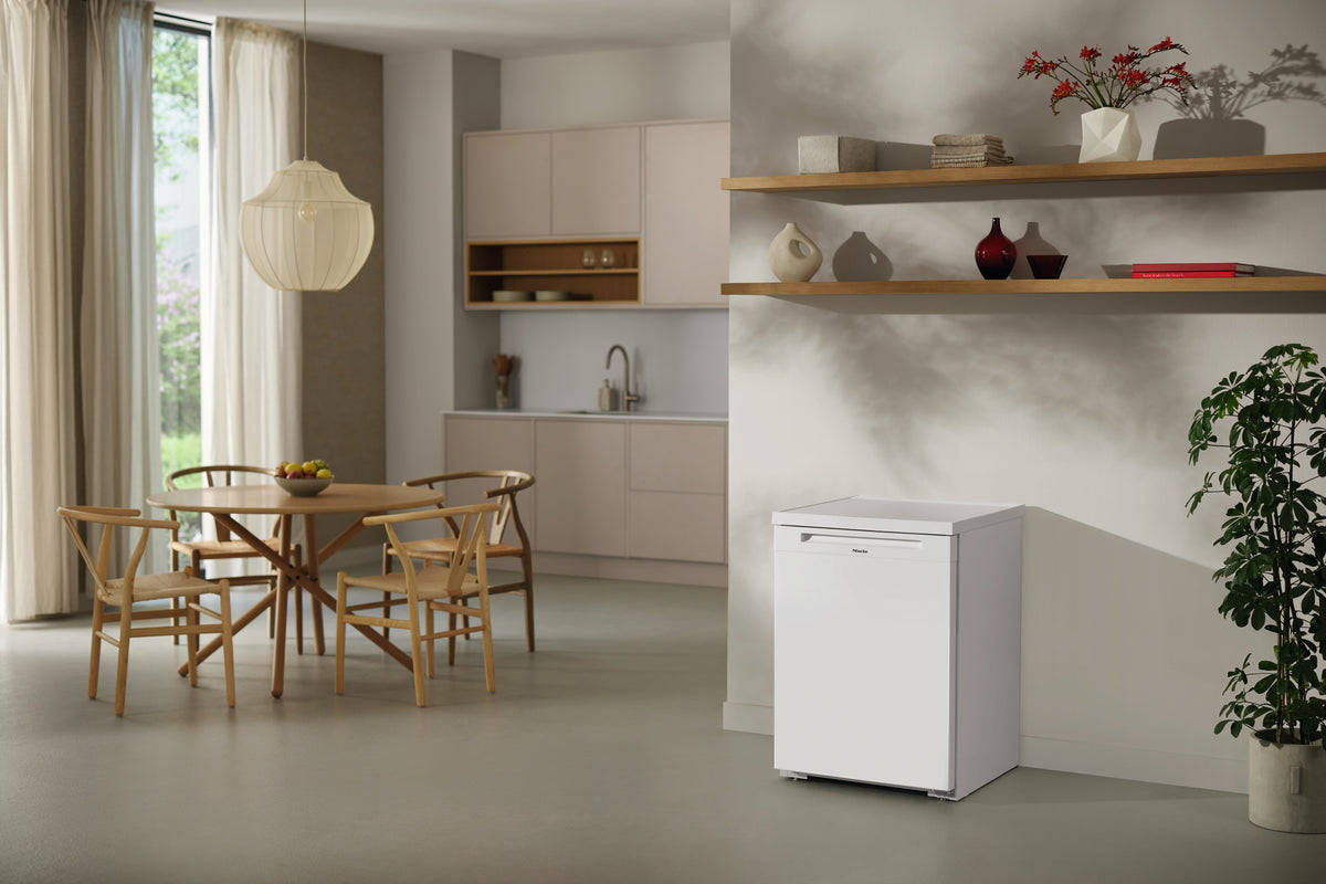 MIELE Kühlschrank K 4003 D ws