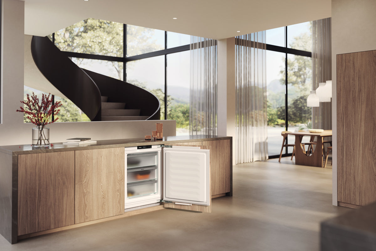 MIELE Gefrierschrank FNUS
7040 D RE