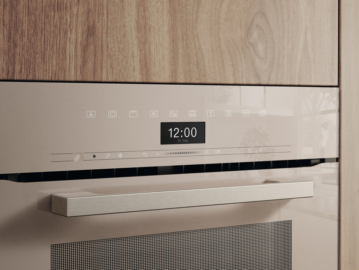 MIELE Kompakt-Backofen mit
Mikrow. H 7440-60 BM PB 400V