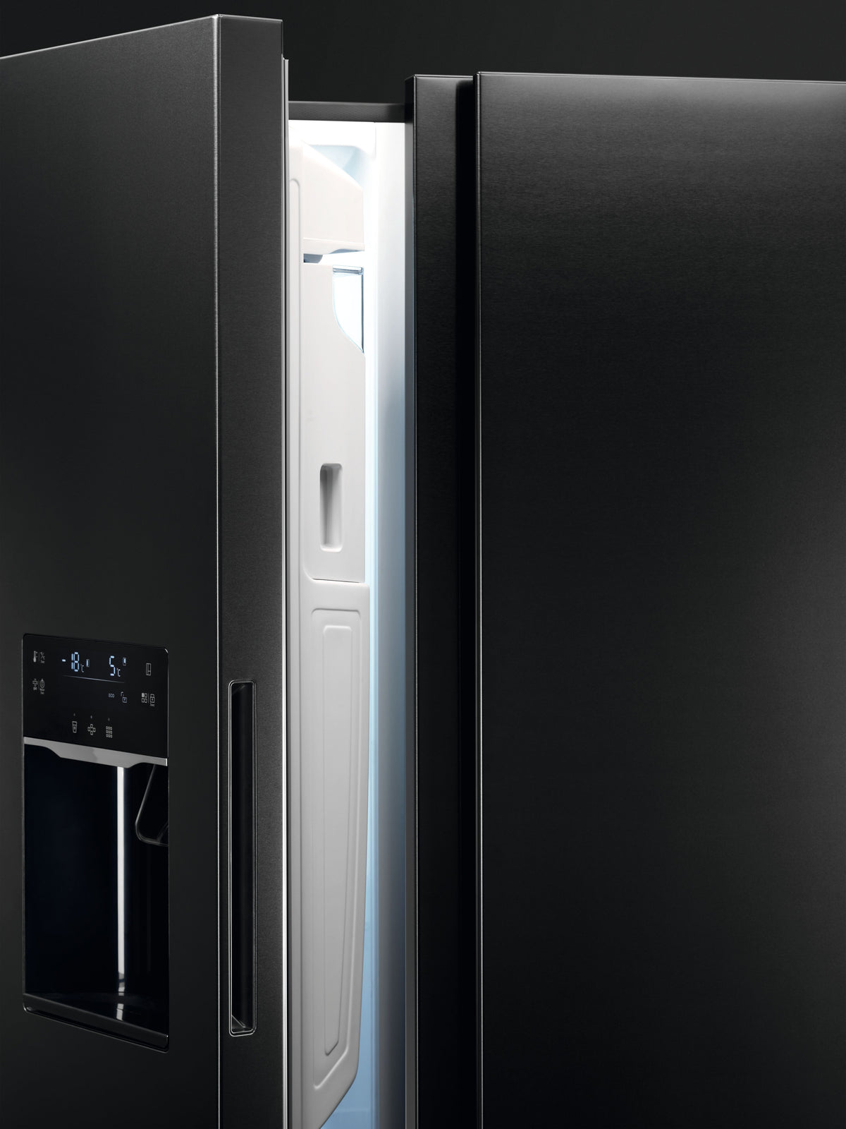 Electrolux Réfrigérateur-congélateur combiné (Side by Side) EAL575NWMS