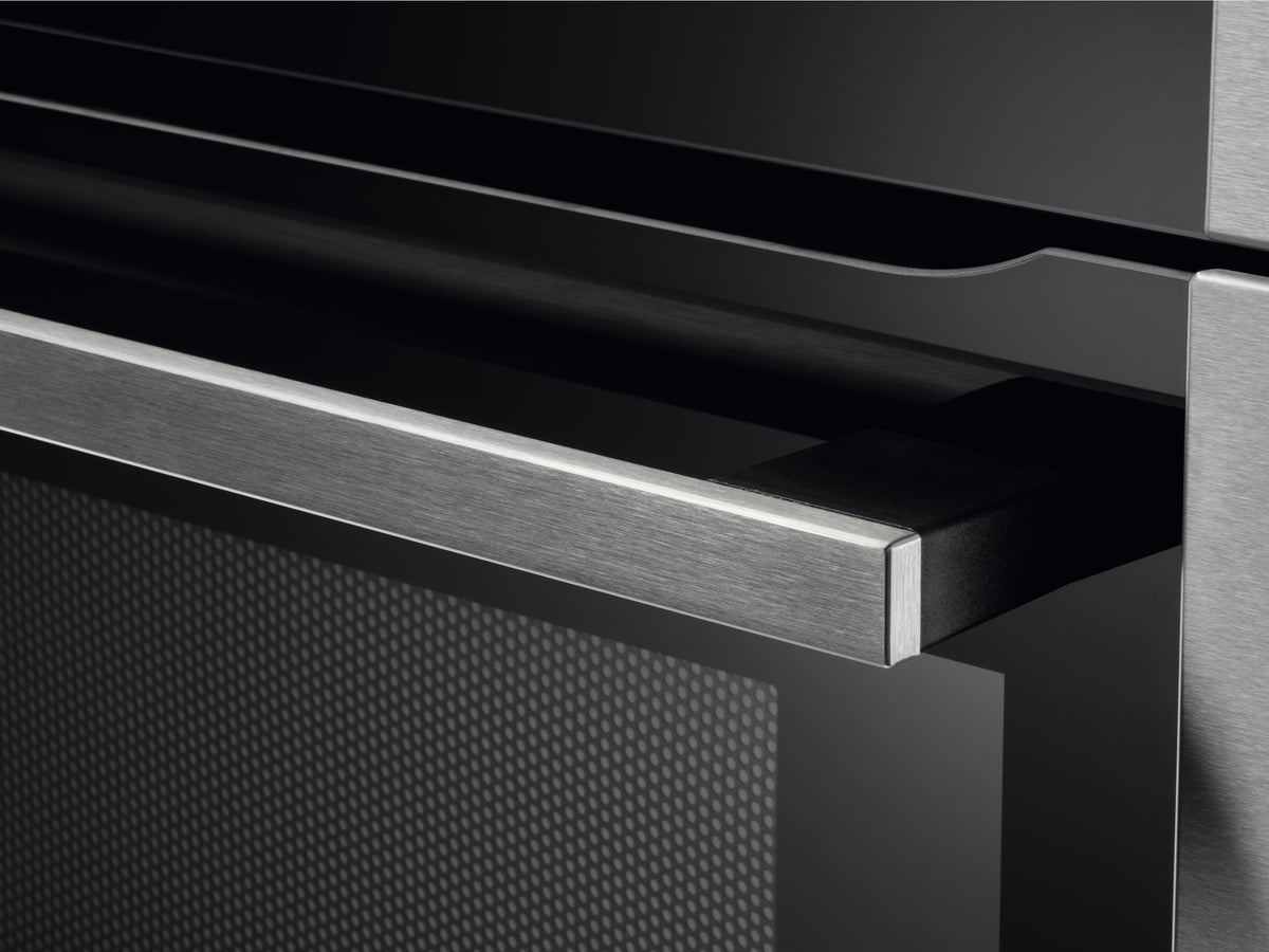 AEG Four micro-ondes compact BO4GEMKM