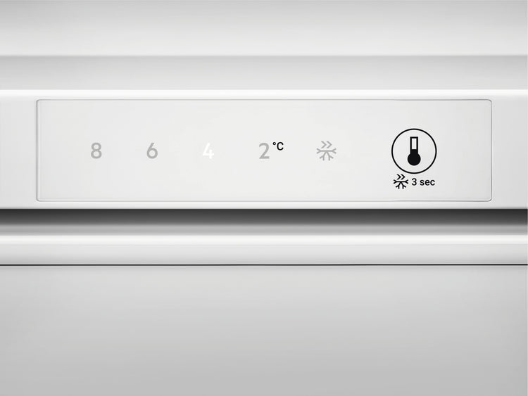 AEG Refrigerator ATK1201