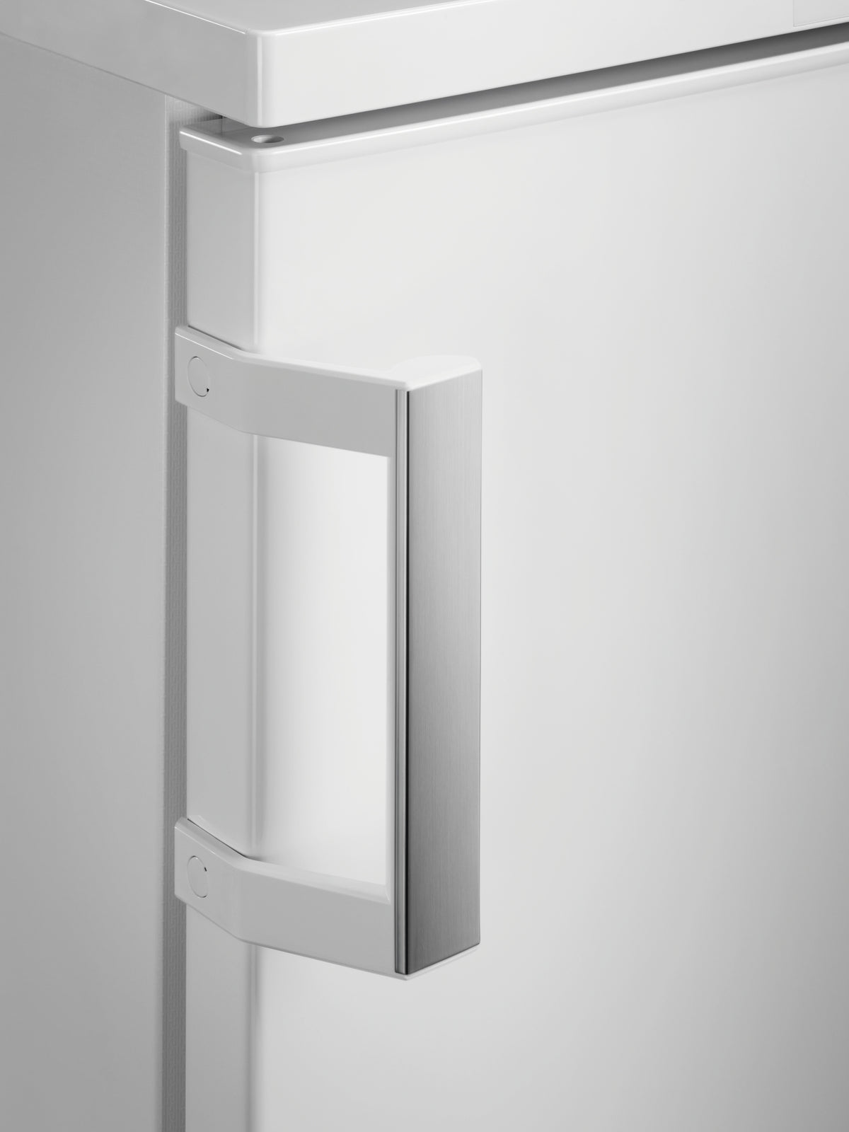 AEG Refrigerator ATK1201