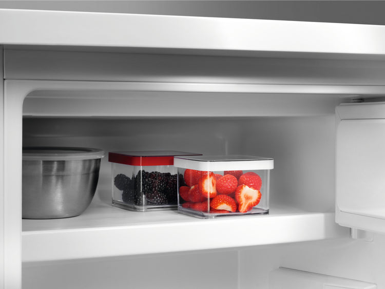 AEG Refrigerator ATK1201