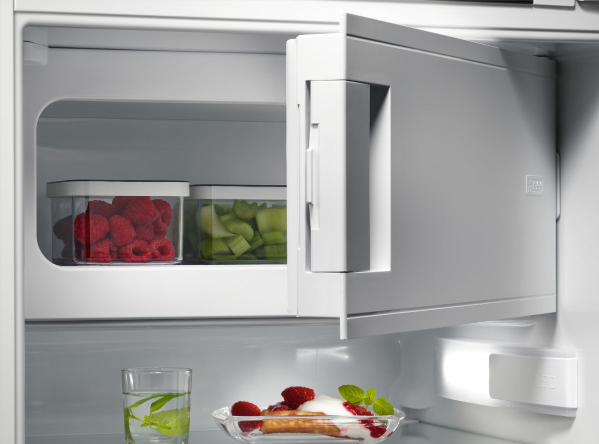 AEG Refrigerator AIK1344R