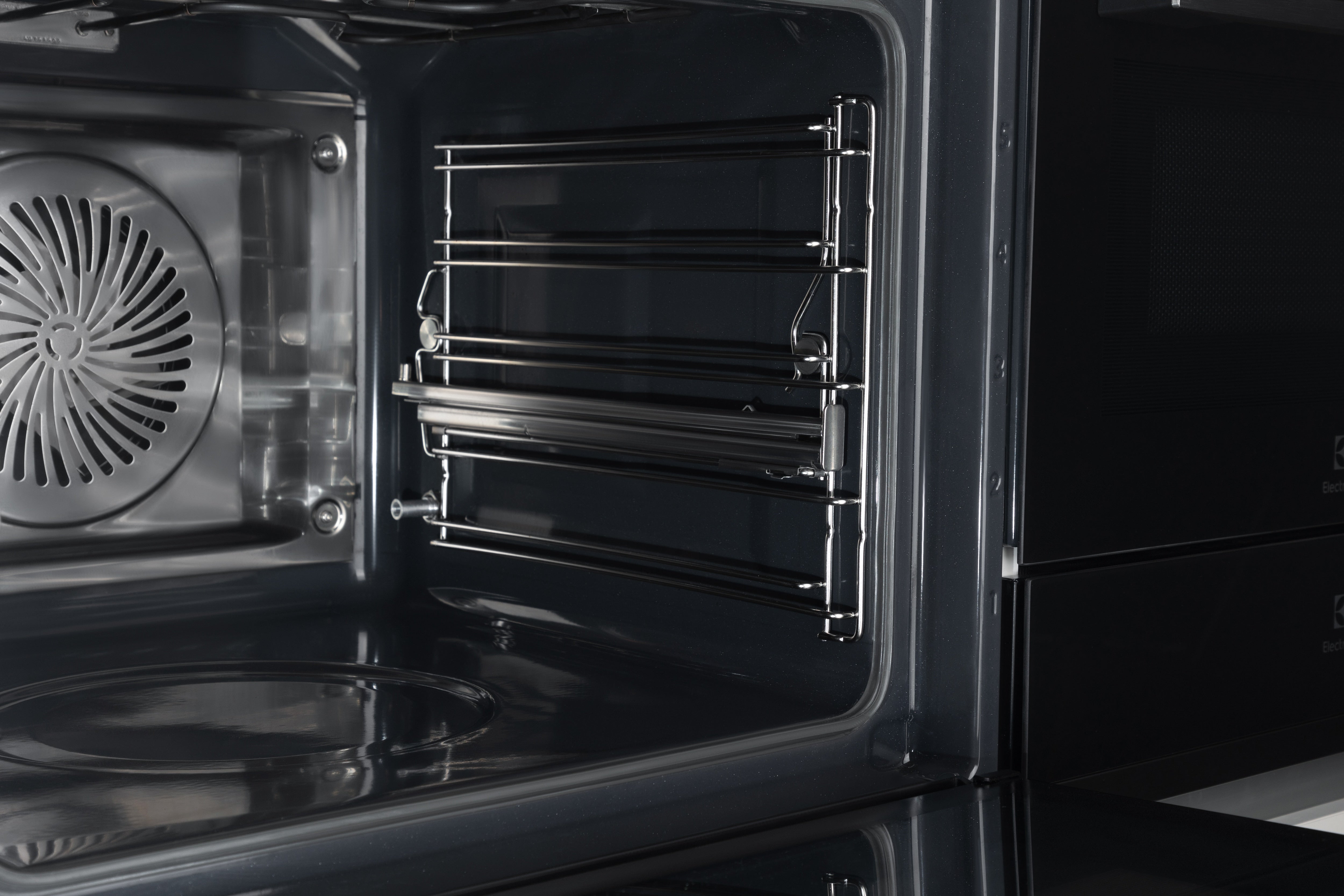 Electrolux Einbau / Montage Backen TR1LFAV