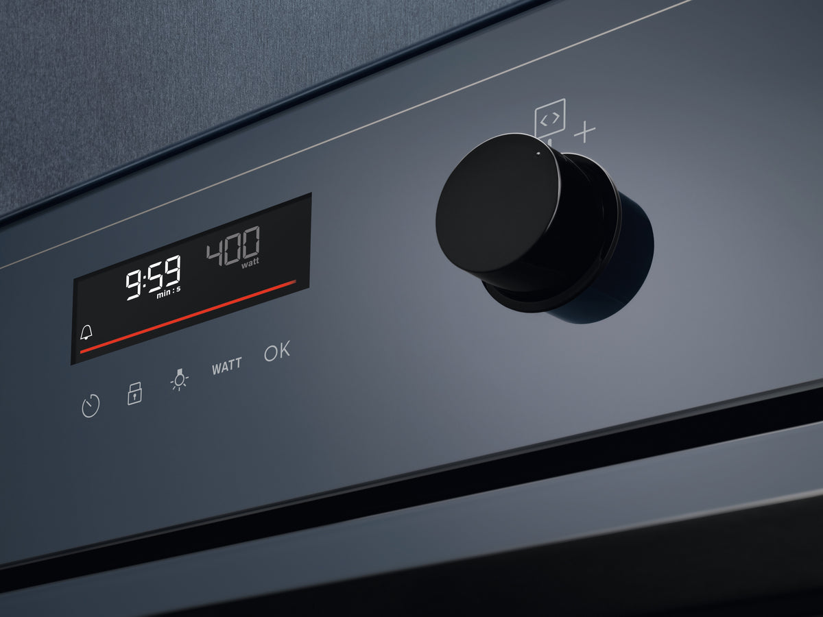 Four micro-ondes compact Electrolux EB4L90SP