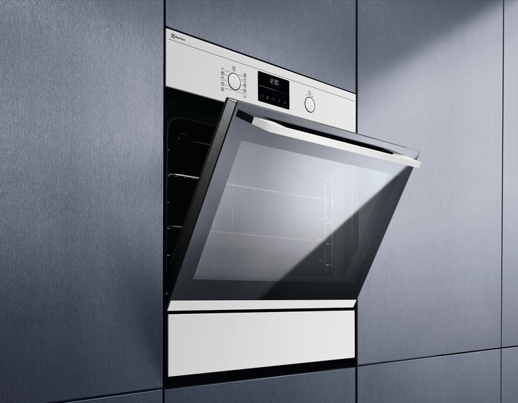 Four Electrolux EB7L4WE