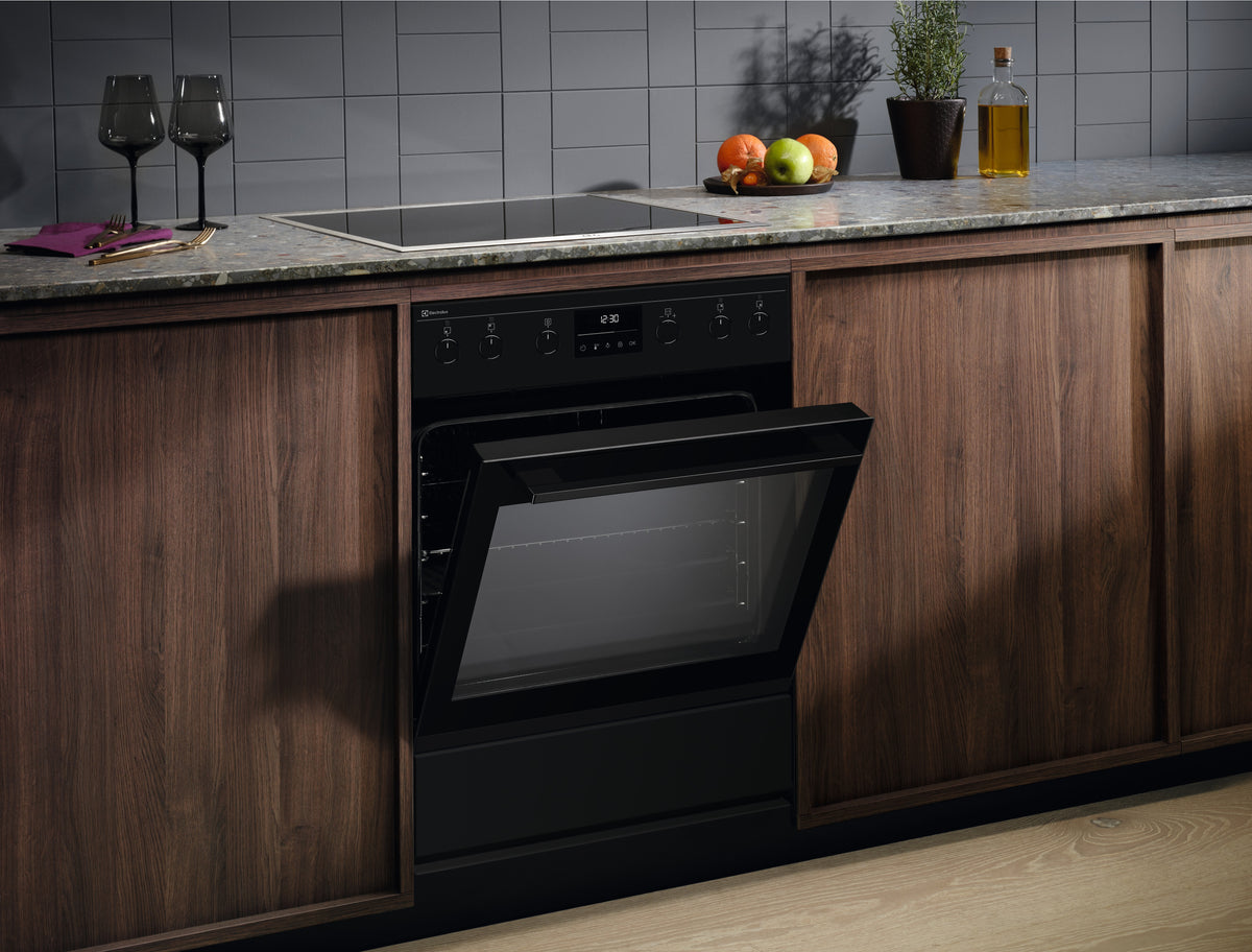 Four Electrolux EH7L4XSW