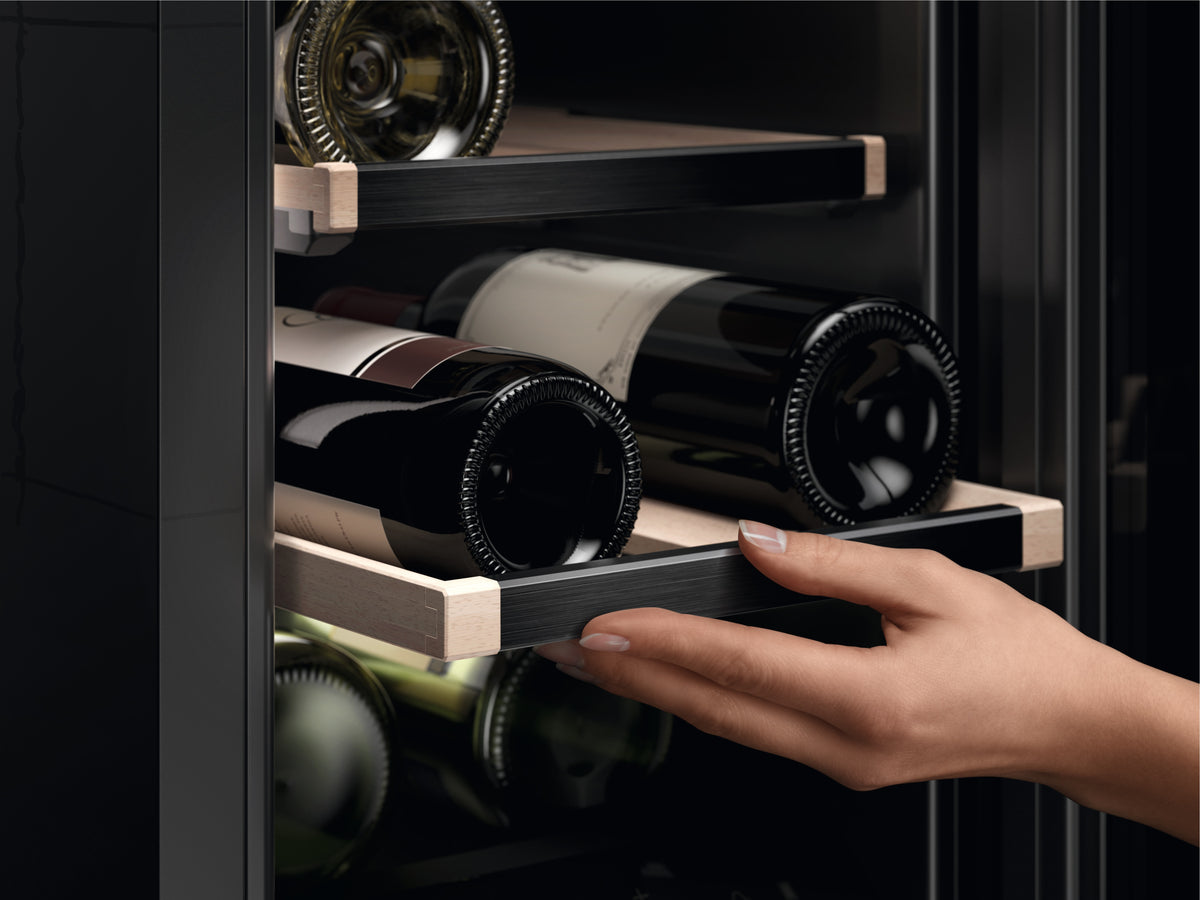 Electrolux Wine Cooler WKU30SSP