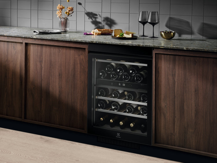 Electrolux Wine Cooler WKU60DSP